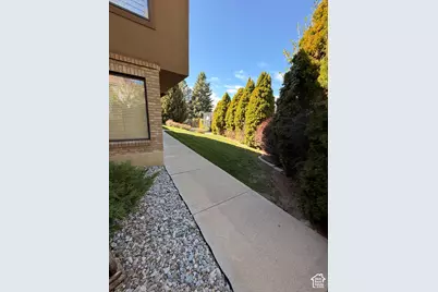 1179 N 3150 E, Layton, UT 84040 - Photo 19