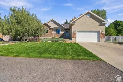 240 W 540 S, Providence, UT 84332 - Photo 3