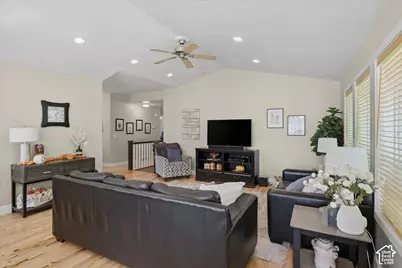240 W 540 S, Providence, UT 84332 - Photo 9