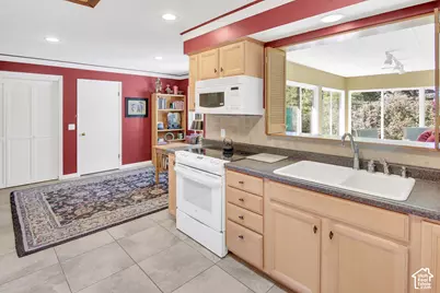 3165 Taylor Ave, Ogden, UT 84403 - Photo 9
