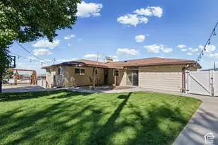 946 E Arlington Way S, Bountiful, UT 84010 - Photo 43