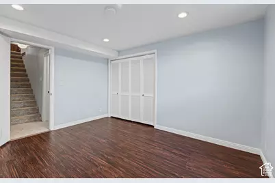 946 E Arlington Way S, Bountiful, UT 84010 - Photo 31