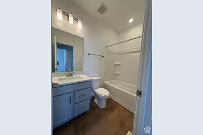 4919 Emerald Ave, Eagle Mountain, UT 84005 - Photo 9