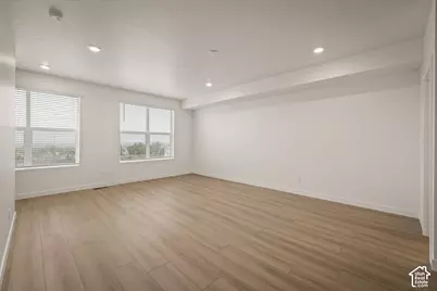 4046 S Sandridge Dr #7, Roy, UT 84067 - Photo 13