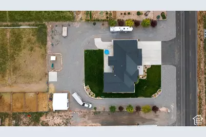 244 E Sevier River Rd, Central Valley, UT 84754 - Photo 7