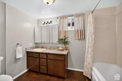 1664 E Gordon Ave E, Layton, UT 84040 - Photo 31