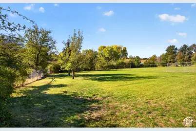 1664 E Gordon Ave E, Layton, UT 84040 - Photo 45