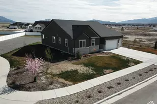 635 S Chan Dr E, Grantsville, UT 84029 - Photo 29