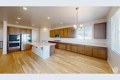 635 S Chan Dr E, Grantsville, UT 84029 - Photo 3