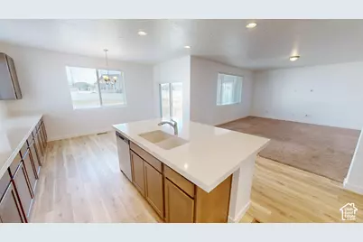 635 S Chan Dr E, Grantsville, UT 84029 - Photo 5
