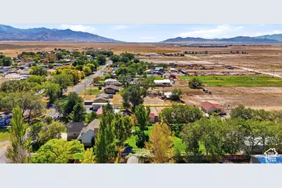 4375 N Palmer Rd, Tooele, UT 84074 - Photo 17