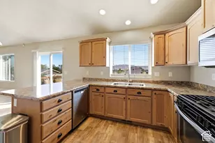 445 S Hinckley Rd, Grantsville, UT 84029 - Photo 5