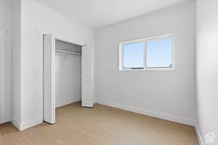 2085 N Main St, Sunset, UT 84015 - Photo 9
