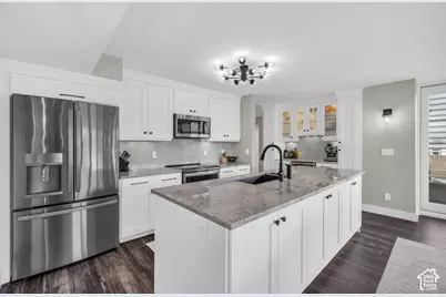 230 E Broadway #1209, Sandy, UT 84094 - Photo 9