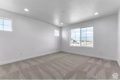 2286 N Hooded Crane Dr, Clinton, UT 84015 - Photo 21