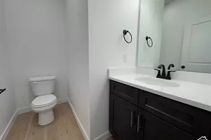 2577 N Scarlet Rd, Eagle Mountain, UT 84005 - Photo 13