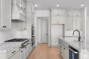 238 W 3175 N, Pleasant View, UT 84414 - Photo 13