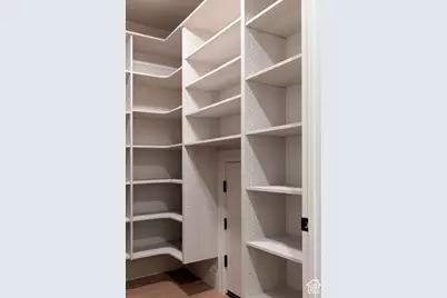 298 W 3100 N, Pleasant View, UT 84414 - Photo 9