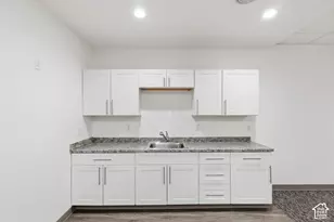 2085 N Main St, Sunset, UT 84015 - Photo 17