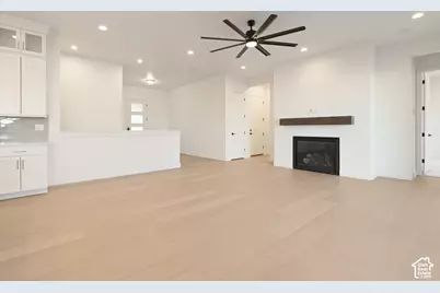 1116 W Gossamer Ln #7, Saratoga Springs, UT 84045 - Photo 7