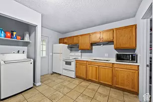 1810 S 800 E, Salt Lake City, UT 84105 - Photo 11