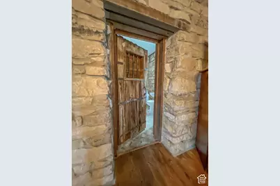 38 E Center St, Ephraim, UT 84627 - Photo 21
