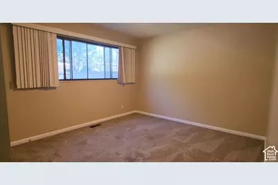 9506 S Garnet Dr E, White City, UT 84094 - Photo 13