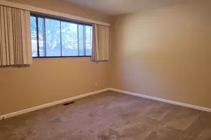 9506 S Garnet Dr E, White City, UT 84094 - Photo 13