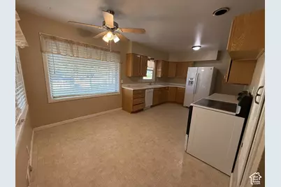 260 N 100 W, Panguitch, UT 84759 - Photo 11
