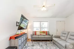 277 W 100 N, Providence, UT 84332 - Photo 9