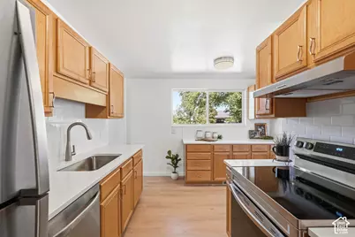 310 E 1650 S, Bountiful, UT 84010 - Photo 7