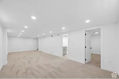 279 E 4525 S, Washington Terrace, UT 84405 - Photo 11