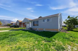 279 E 4525 S, Washington Terrace, UT 84405 - Photo 17