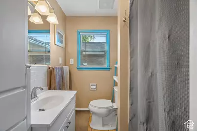 121 W Garden View Dr., Midvale, UT 84047 - Photo 17