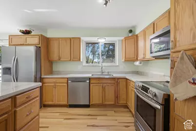 1953 W 5400 S, Taylorsville, UT 84129 - Photo 13