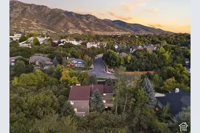 2119 E Oak Ln, Layton, UT 84040 - Photo 7