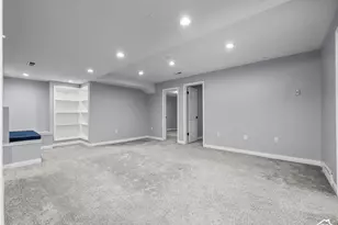 2119 E Oak Ln, Layton, UT 84040 - Photo 45