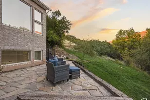 2119 E Oak Ln, Layton, UT 84040 - Photo 11