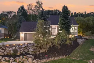 2119 E Oak Ln, Layton, UT 84040 - Photo 1