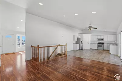 5264 W Vista Ridge Cir, Salt Lake City, UT 84118 - Photo 19