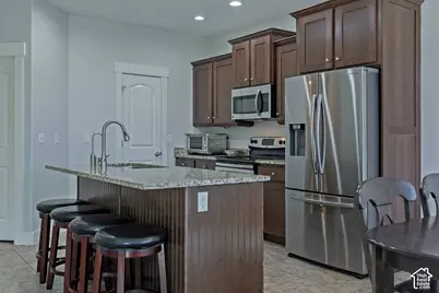 614 E Autumn Branch Way, Draper, UT 84020 - Photo 9