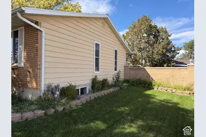 3234 W 7545 S, West Jordan, UT 84084 - Photo 7