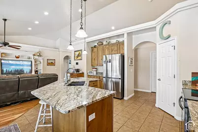 8853 S Tintic Ln, West Jordan, UT 84081 - Photo 13
