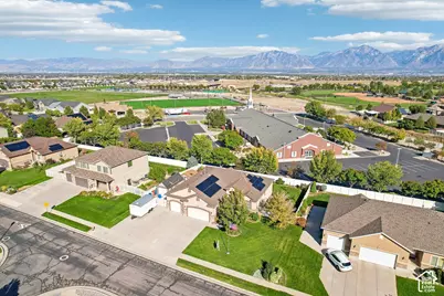 8853 S Tintic Ln, West Jordan, UT 84081 - Photo 55