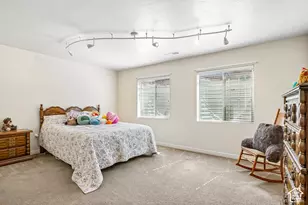 8853 S Tintic Ln, West Jordan, UT 84081 - Photo 31