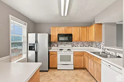 268 Alfred Dr, Tooele, UT 84074 - Photo 13