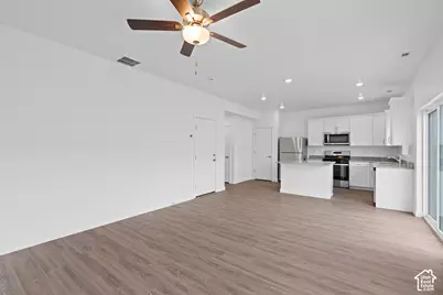 7218 N Oquirrh Ranch Parkway N, Eagle Mountain, UT 84005 - Photo 3