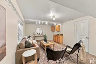 251 E Ailee Ln, Salt Lake City, UT 84107 - Photo 19