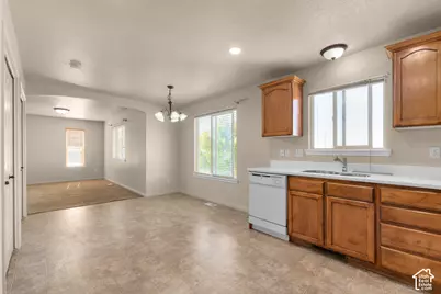 10451 N Sugarloaf Dr, Cedar Hills, UT 84062 - Photo 21