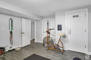 2505 E Robidoux Rd, Sandy, UT 84093 - Photo 41
